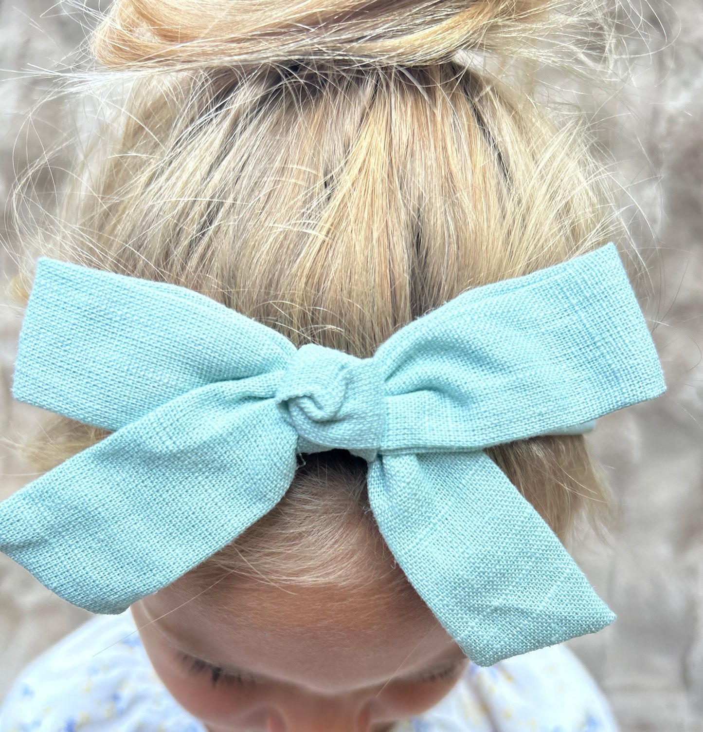Light Green Linen Big Bow Band