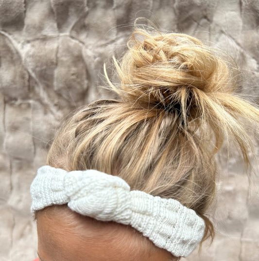 Crochet knotted Band